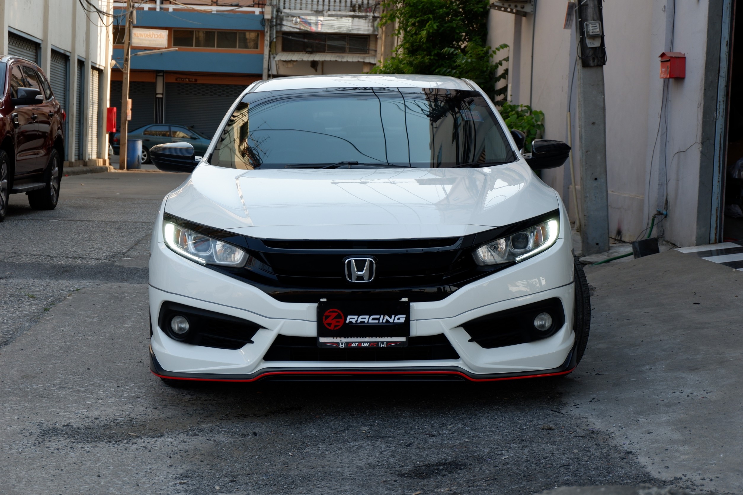 ชุดแต่ง FC ทรง LION 2016-18