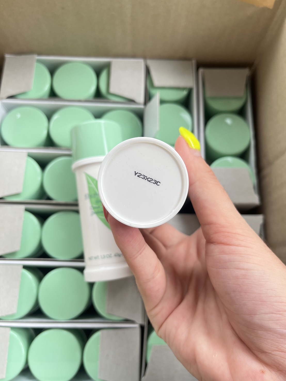 โรลออน แบบครีม Elizabeth Arden Green Tea Cream Deodorant 43g.