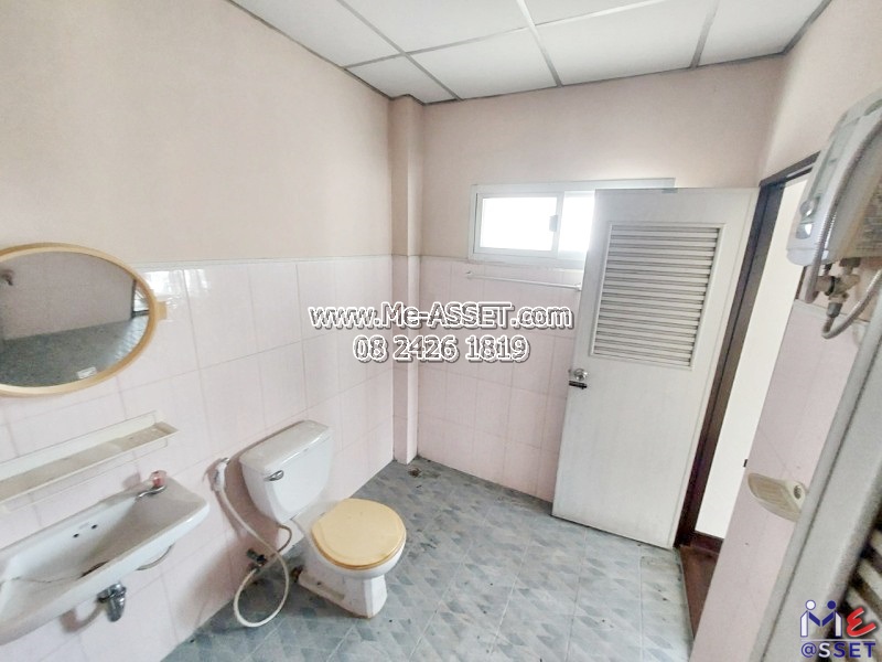 ขายทาวน์เฮ้าส์ หลังมุม ถนนเมน ย่าน วัดกู้ บ้านใหม่ บางพูด ติวานนท์ ปากเกร็ด : ม.เปี่ยมสุข : 2 ชั้น 21.8 ตร.วา