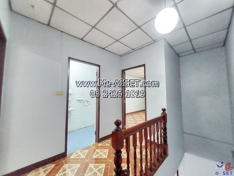 ขายทาวน์เฮ้าส์รีโนเวทใหม่ ย่าน สาครเกษม ถนนมาเจริญ เพชรเกษม81 หลักสอง หนองค้างพลู หนองแขม : ม.บ้านพงษ์ศิริชัย 4 : 3 ชั้น 17 ตร.วา