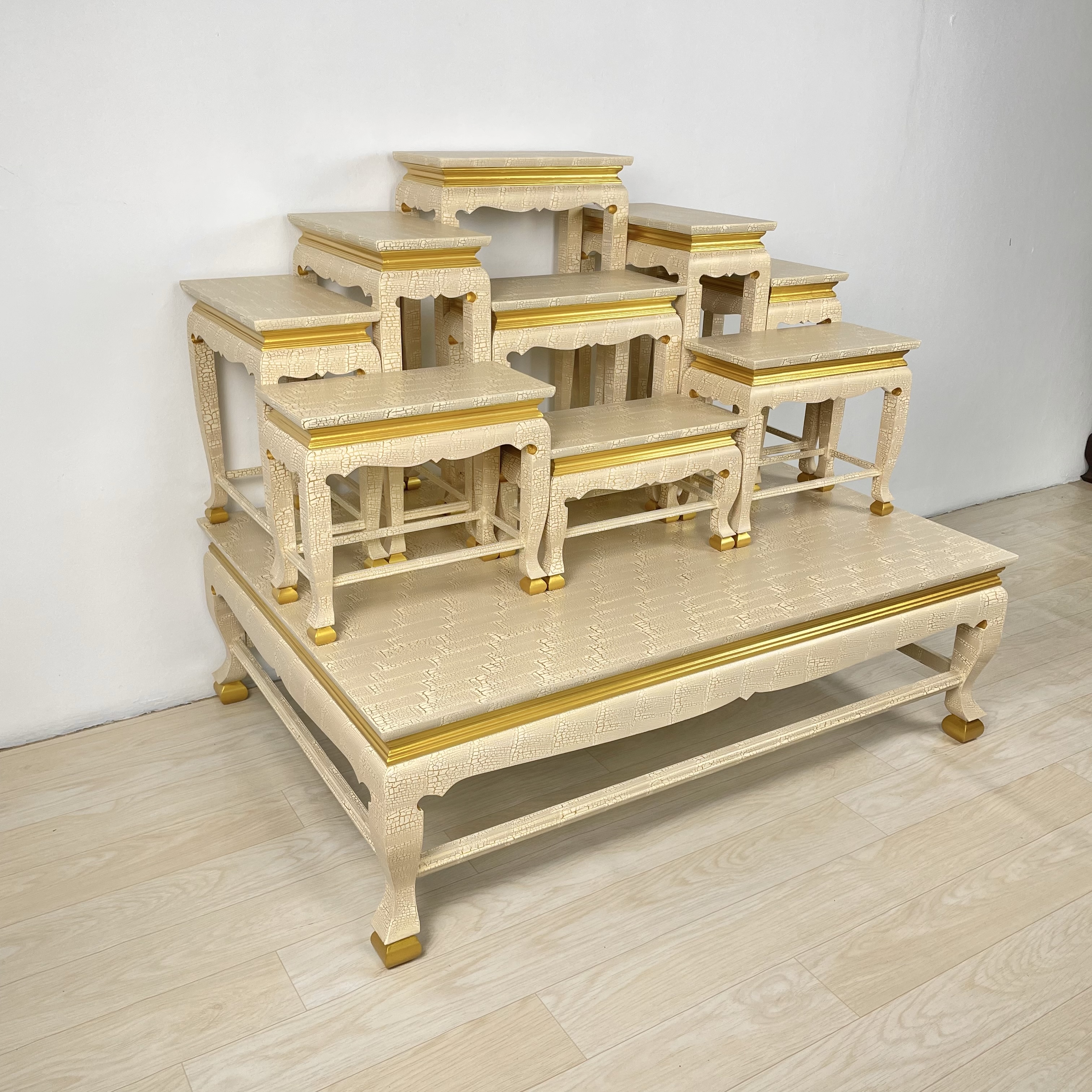 โต๊ะหมู่ 9 หน้า 8 ลายน้ำทอง