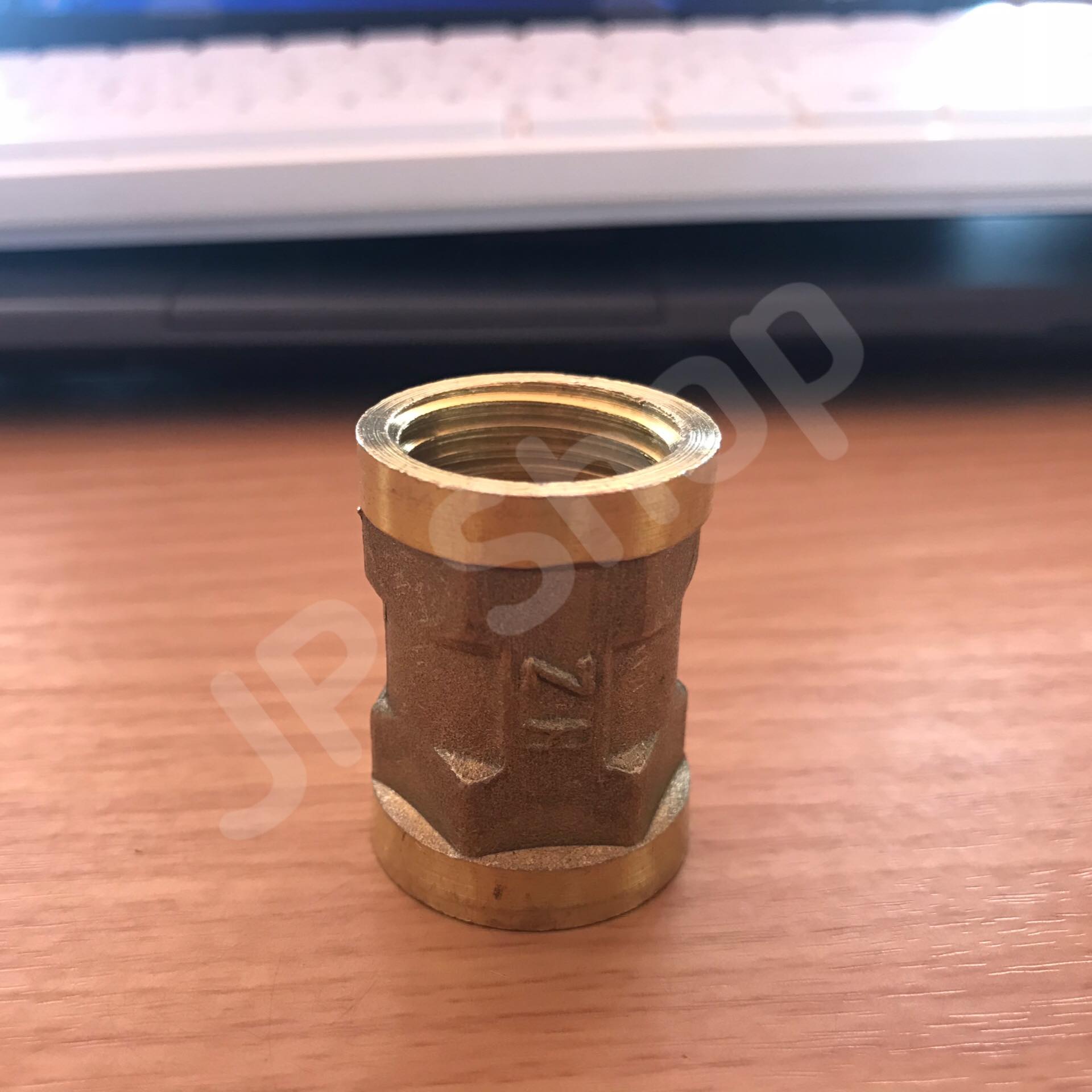 ข้อต่อตรงทองเหลืองขนาด 4 หุน เกลียวใน ข้อต่อ ทองเหลือง ต่อตรงเกลียวใน #1854