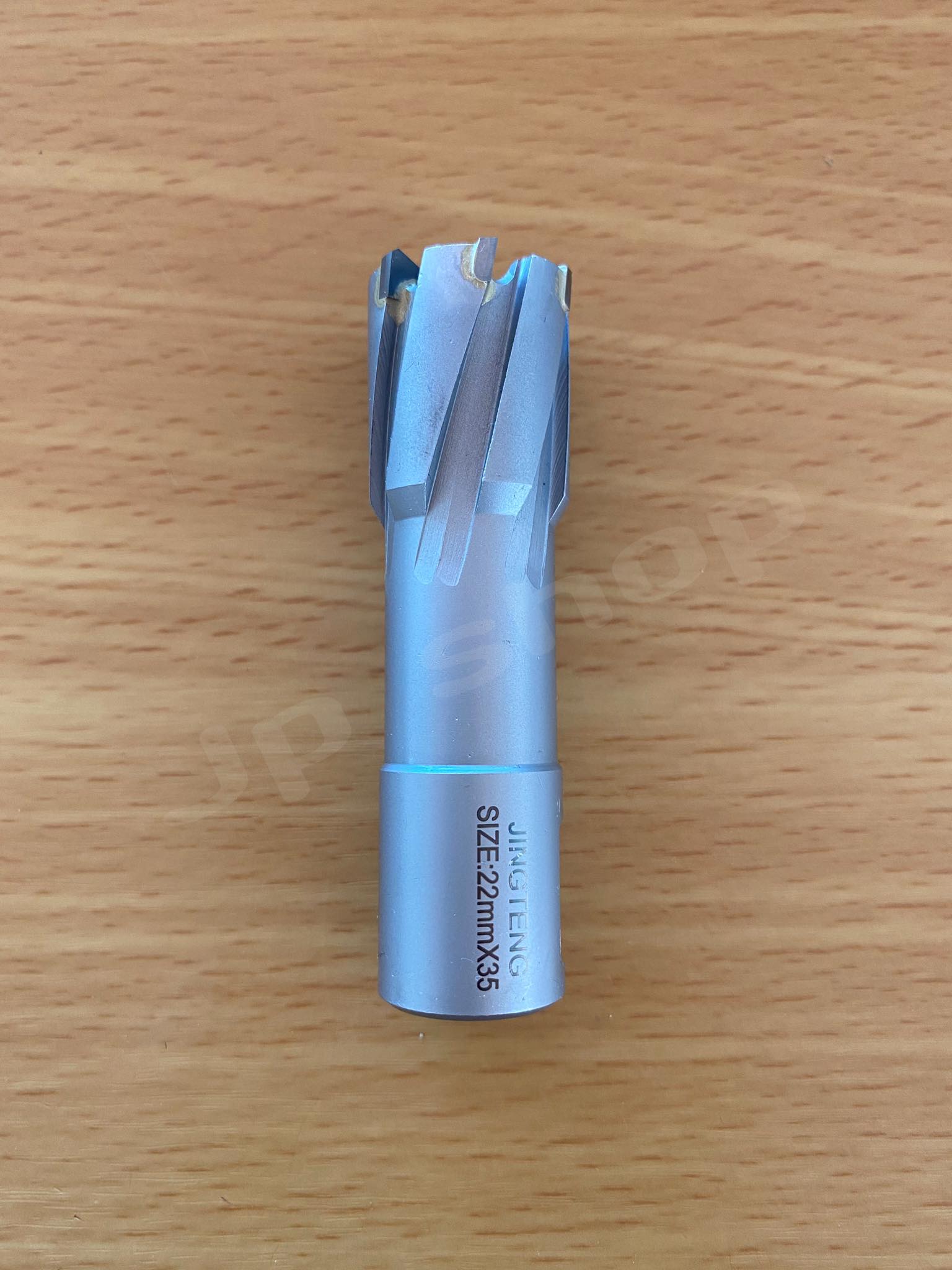 ดอกสว่านเจ็ทบอส แบบโฮลซอว์คาร์ไบสำหรับเจาะเหล็กหนา ด้วยสว่านแม่เหล็กไฟฟ้า ขนาด22*35มม. #2235