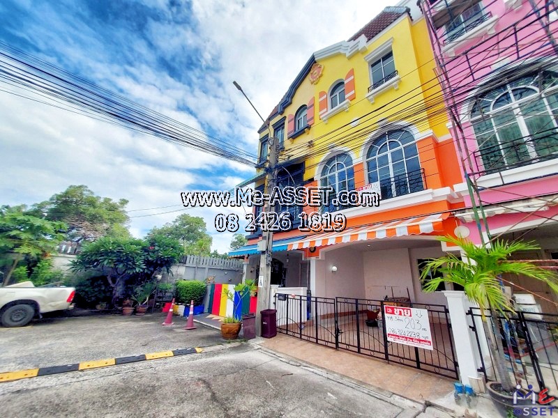 ขายทาวน์โฮมใกล้รถไฟฟ้า โซนอ่อนนุช พระโขนง เชื่อมสุขุมวิท พัฒนาการ ใกล้รถไฟฟ้าสายสีเหลืองศรีนครินทร์38 พาราไดซพาร์ค เดินทางสะดวกสวนหลวง ศรีนครินทร์ : มบ.บ้านกลางเมืองลูเซิร์น สุขุมวิท อ่อนนุช46 : 3 ชั้น 20.3 ตร.วา