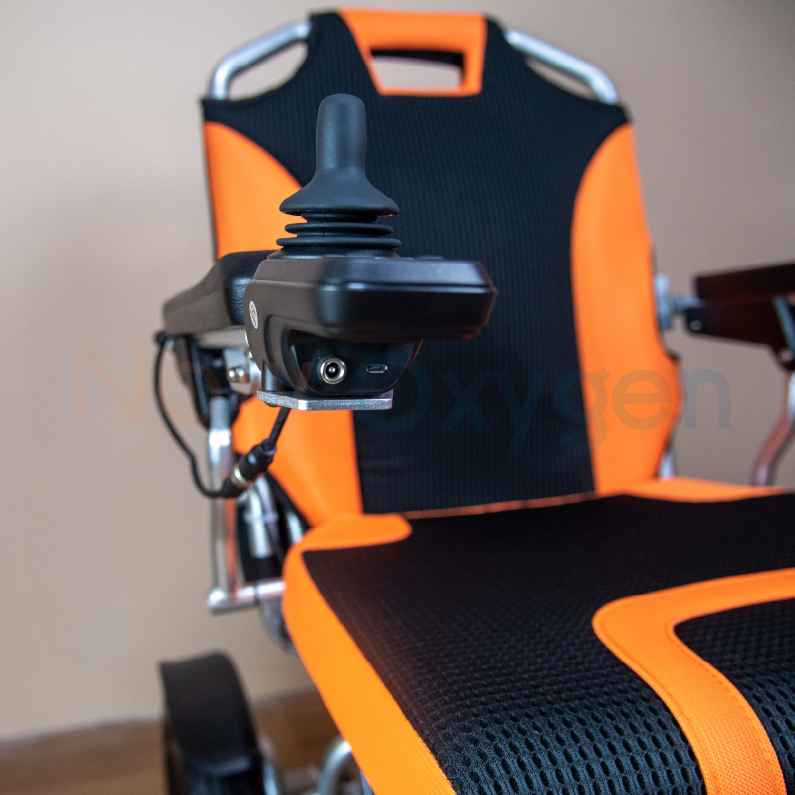 รถเข็นไฟฟ้า สำหรับพกพา น้ำหนักเบา (Ultra Lightweight Model) รุ่น Ultra Light รับประกัน 3 ปี