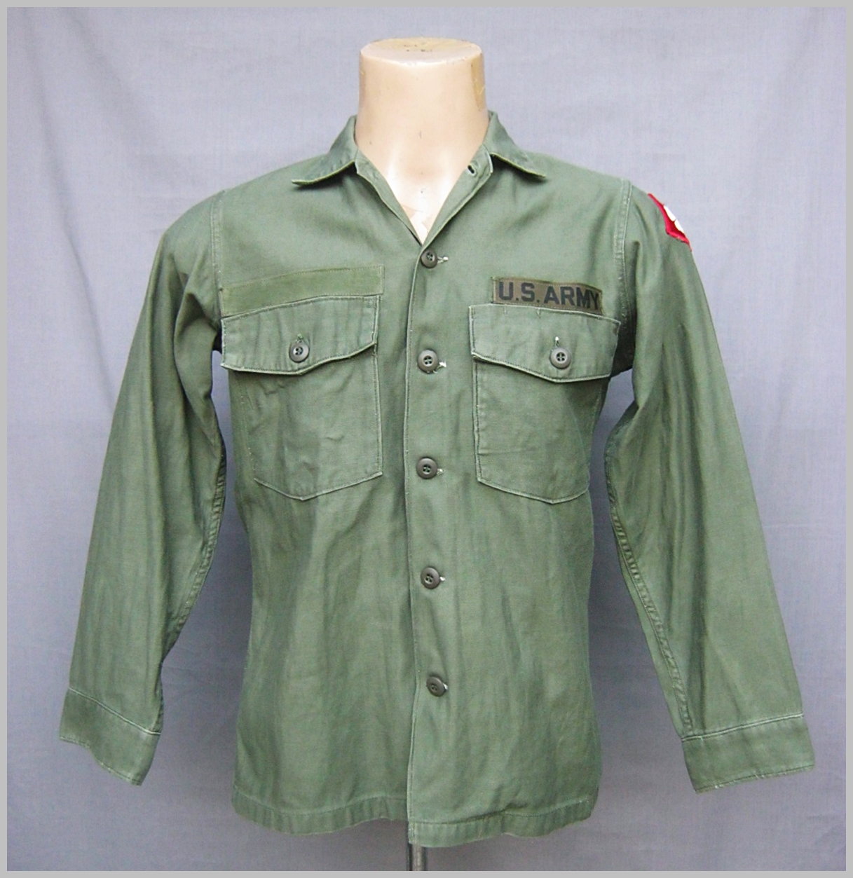 ขายแล้ว เสื้อเครื่องแบบทหารสหรัฐ สงครามเวียตนาม Small Short