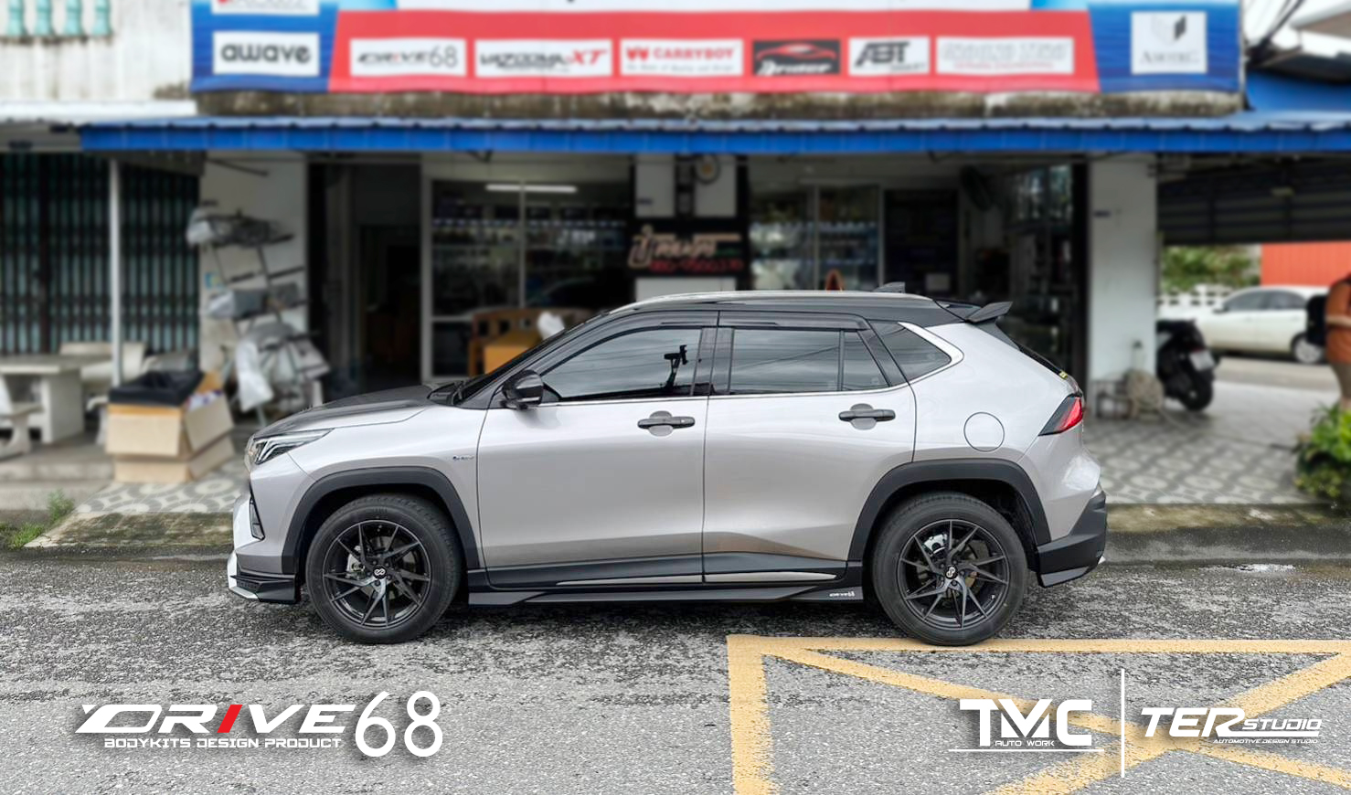 ชุดแต่ง YARIS CROSS รุ่น DRIVE 68