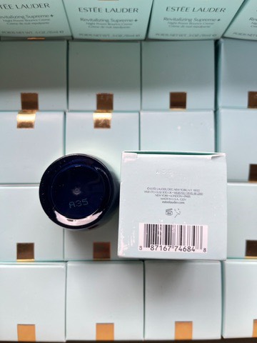 Estee Lauder Revitalizing Supreme+ Night Intensive Restorative Creme 15ml. ไนท์ครีม ขนาดทดลอง ของแท้