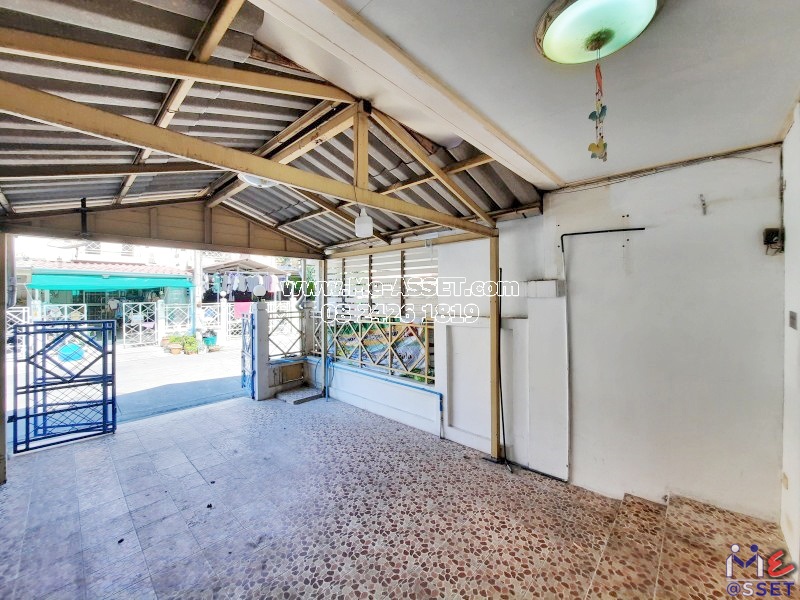 ขายทาวน์เฮ้าส์ ย่าน เคหะร่มเกล้า ราษฎร์พัฒนา น้อมเกล้า : พูนสินธานี 3 / 2 ชั้น 17 ตารางวา