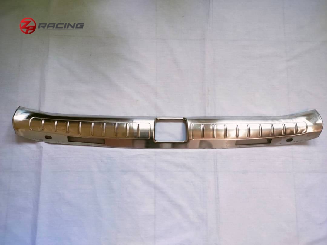 กันรอยท้ายด้านใน Honda Accord G10 Stainless 304 แท้