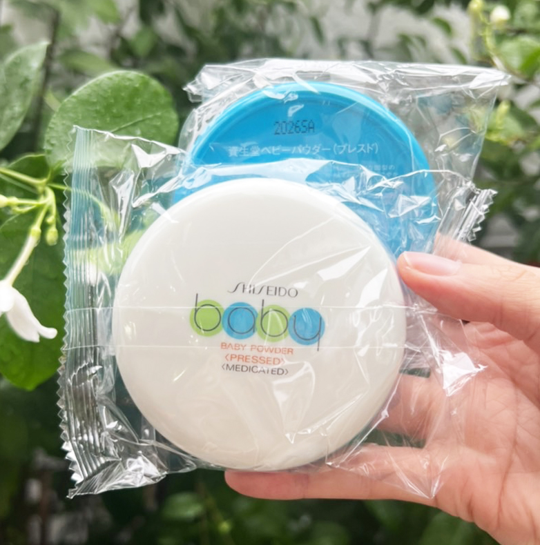 Shiseido Baby Powder Pressed Medicated 50g. แป้งเด็กชิเชโด้ (1ตลับ)