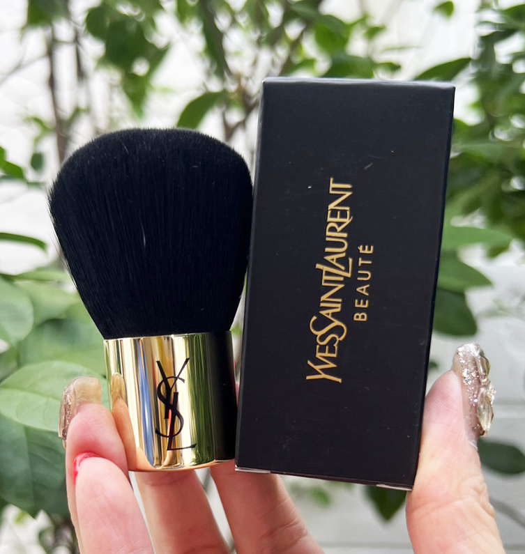 YSL Yves Saint Laurent - Kabuki Brush แปรงแต่งหน้าอเนกประสงค์ แปรงคาบูกิ