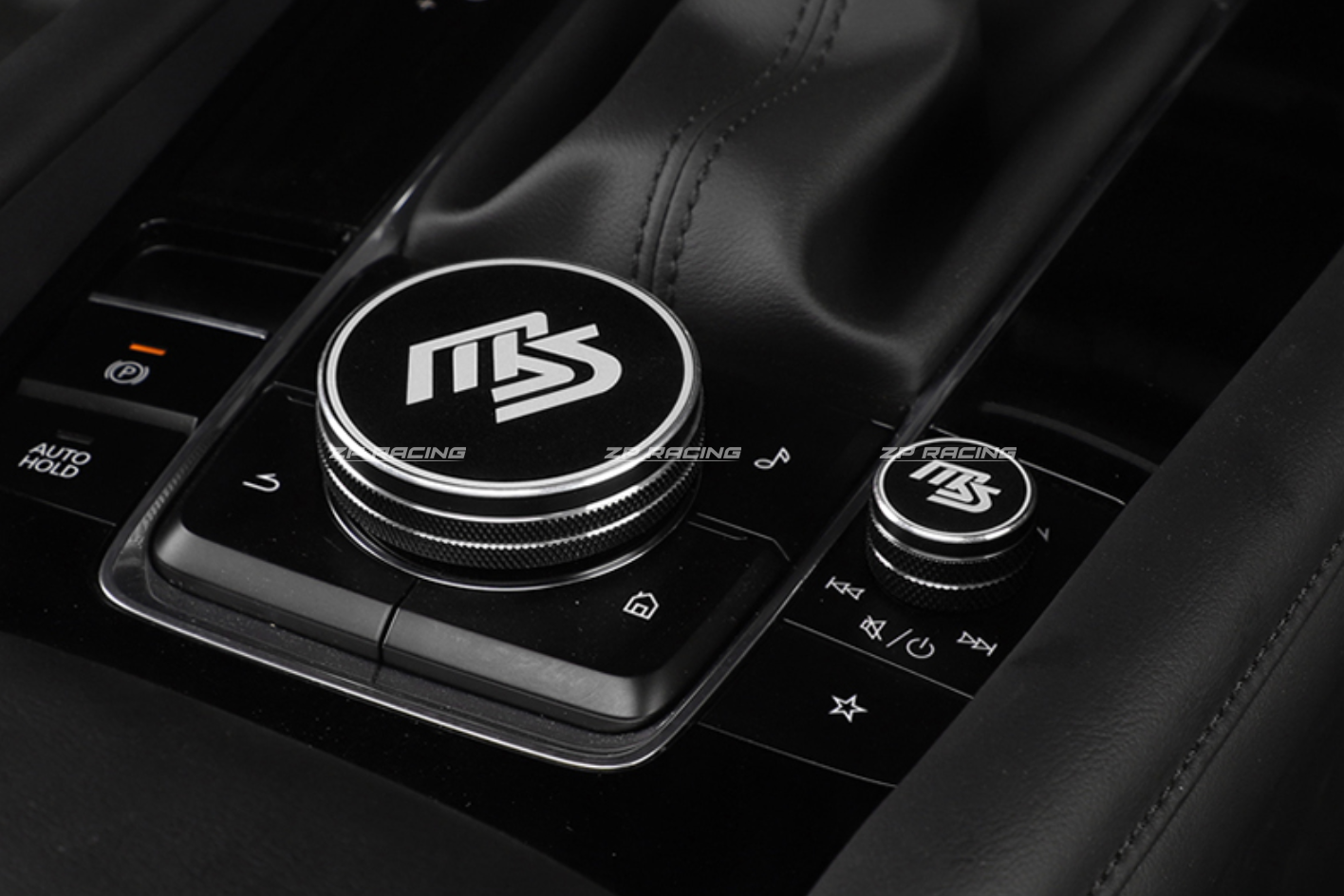 ครอบปุ่มควบคุมจอ/เสียง Mazda 3'2020
