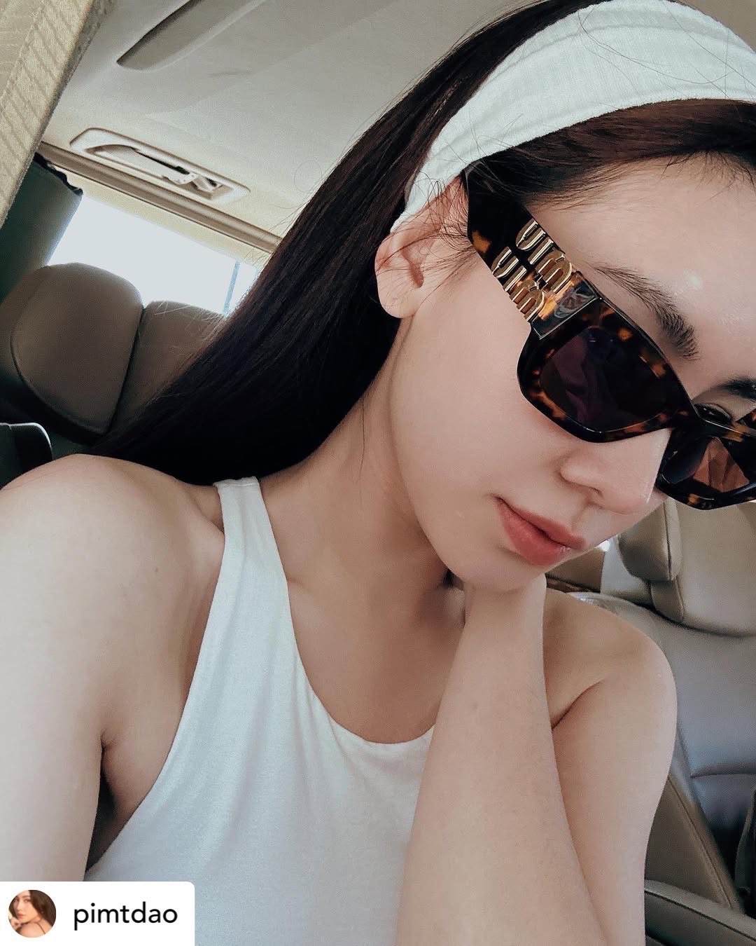 แว่นกันแดด MiuMiu Glimpse MU 09WS