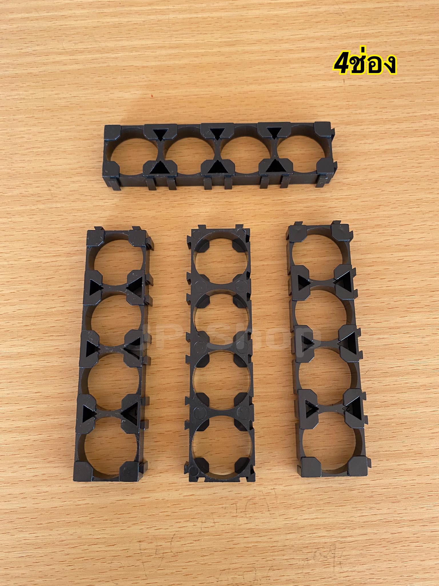 ตัวยึดแบตเตอรี่ ตัวแพ็คแบตเตอรี่ ตัวยึดแบตเตอรี่ลีเธียม18650 4ช่อง #Spacer Holder ตัวแพ็คถ่านสำหรับรถไฟฟ้า #186504