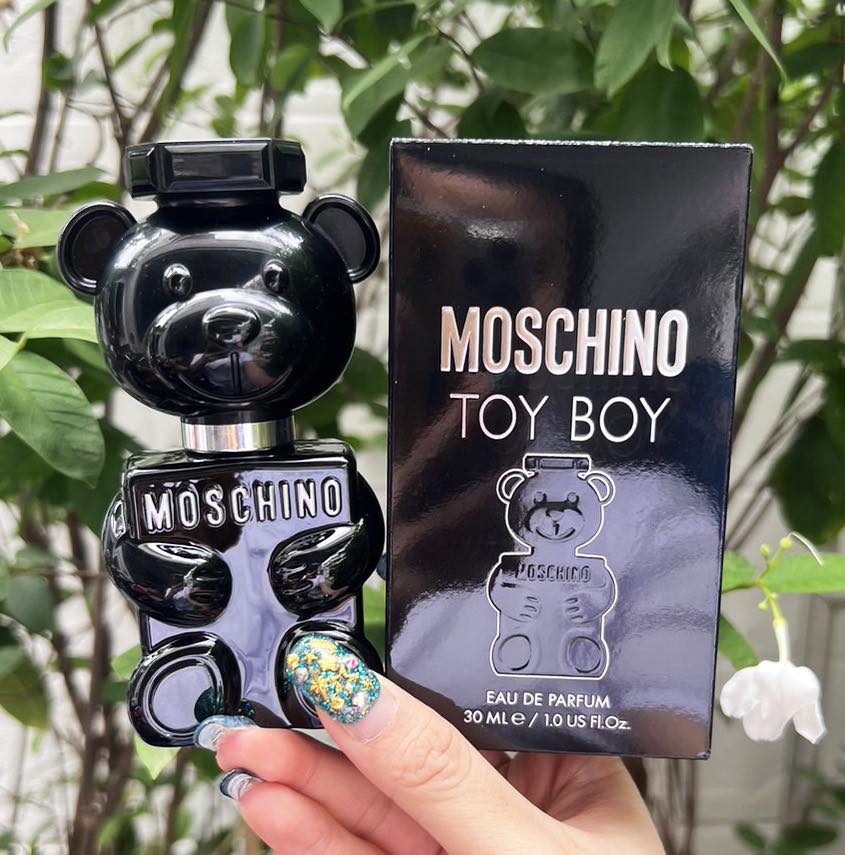 Moschino Toy Boy Eau de Perfum 30ml. น้ำหอมของแท้