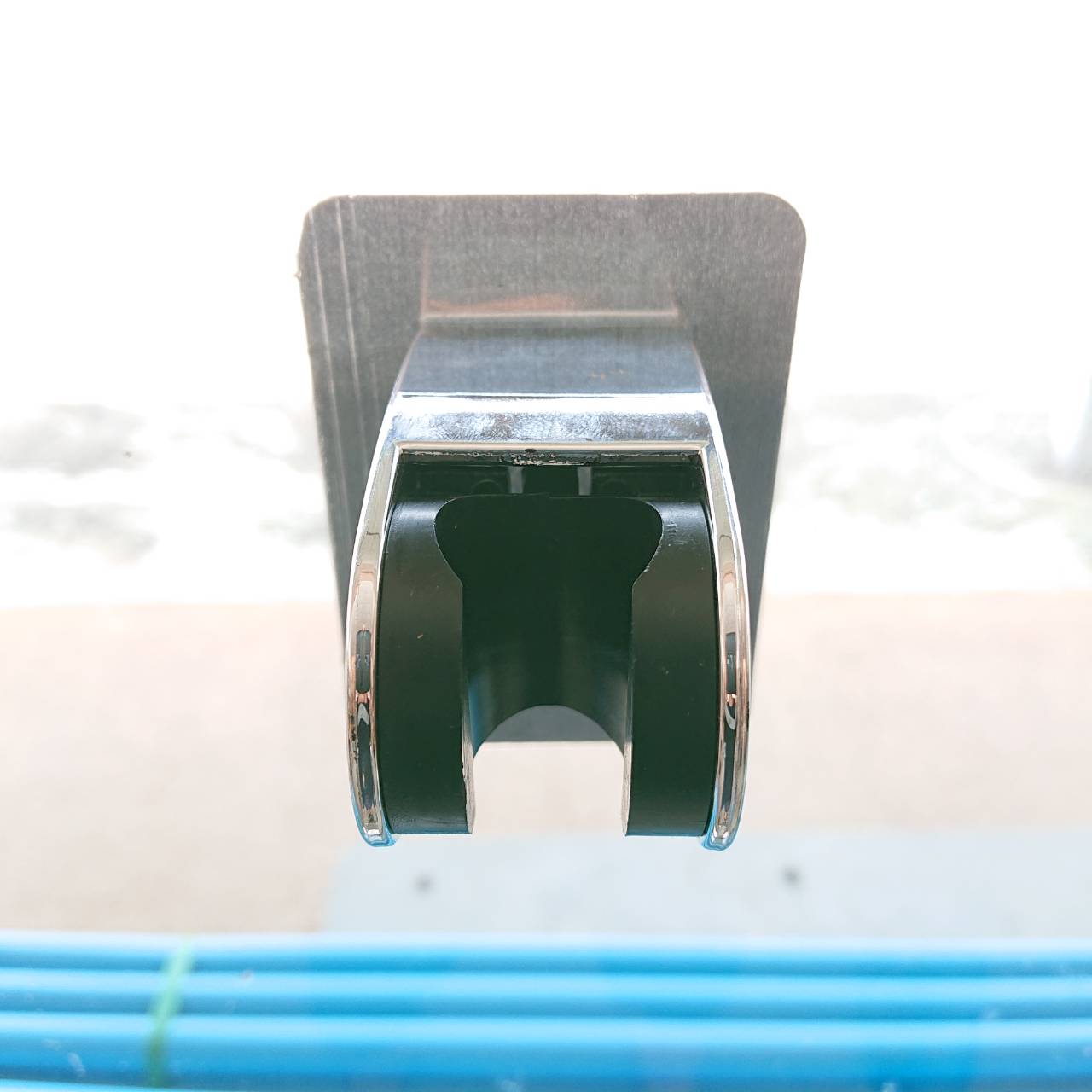 ที่ยึดหัวฝักบัว ห้องอาบน้ำ ตัวยึดติดผนัง แท่นยึดฝักบัว ฝักชำระABS ไม่ต้องเจาะ#83000