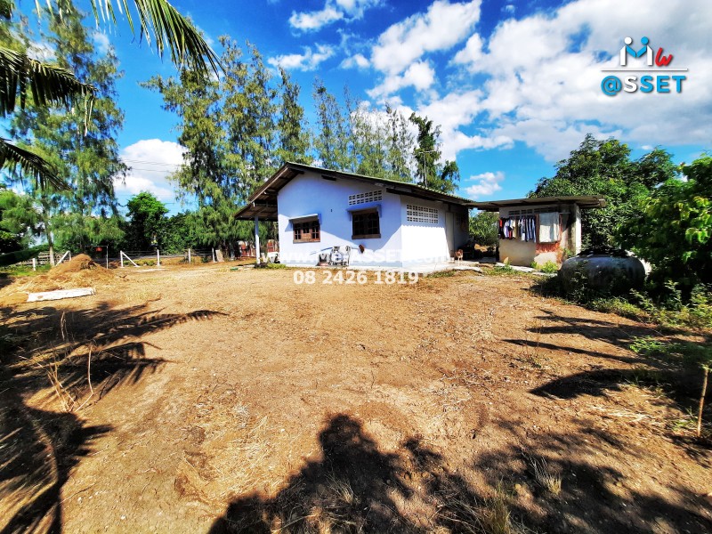 ขายที่ดินพร้อมสิ่งปลูกสร้าง ย่าน วังเย็น บางแขม อำเภอเมืองนคปฐม : ใกล้สนามกอล์ฟยูนิแลนด์ : 2-0-49.2 ไร่