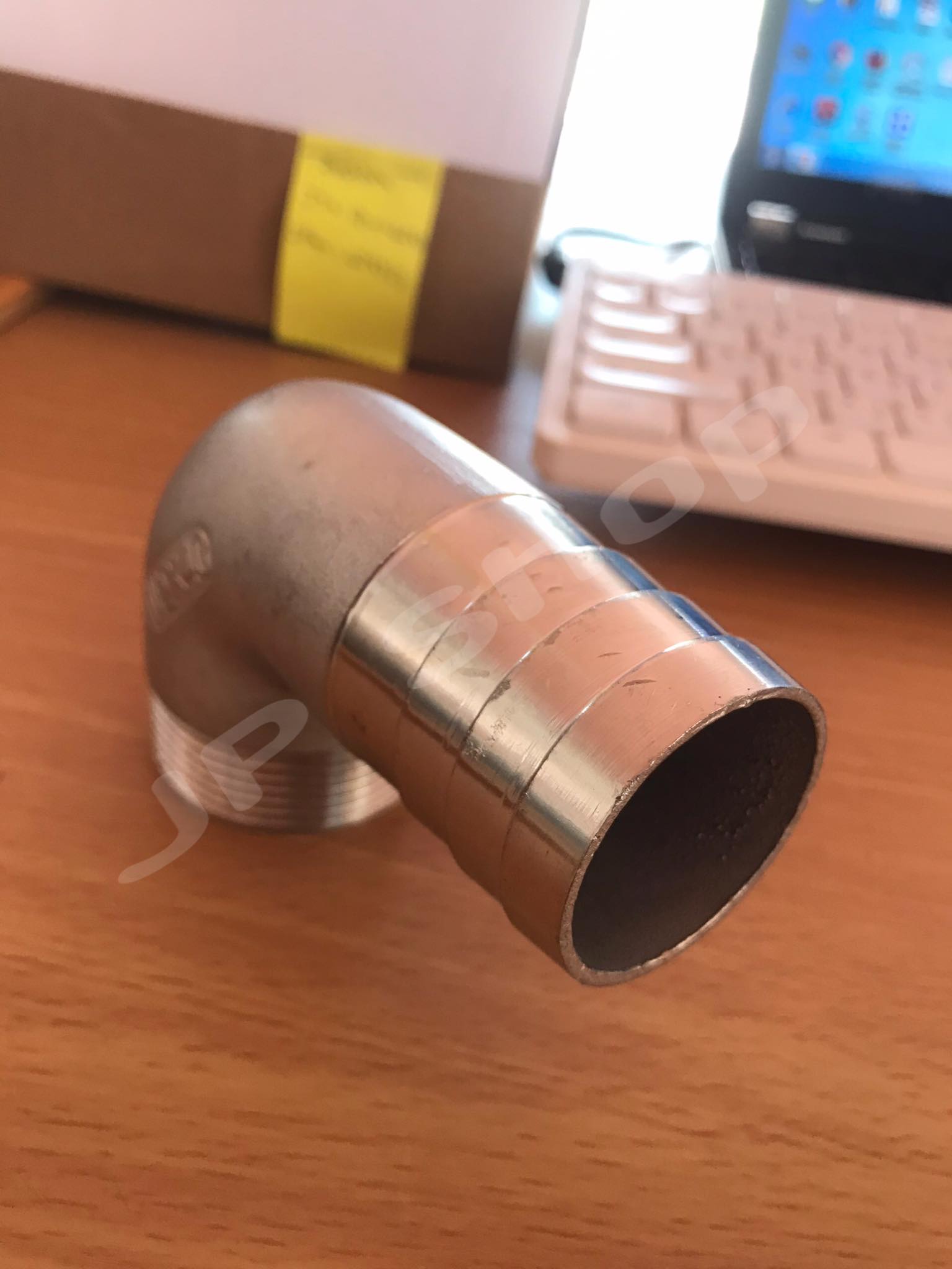 ข้องอขนาด1 1/2 นิ้วเกลียวนอก หางไหล สแตนเลส304 #28054