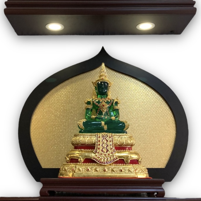 ชุดหิ้งกล่องลายบัว (ประกอบด้วย หิ้งกล่องลายบัว + ฉากโพธิ์ดอกบัว + กล่องไฟลายบัว)