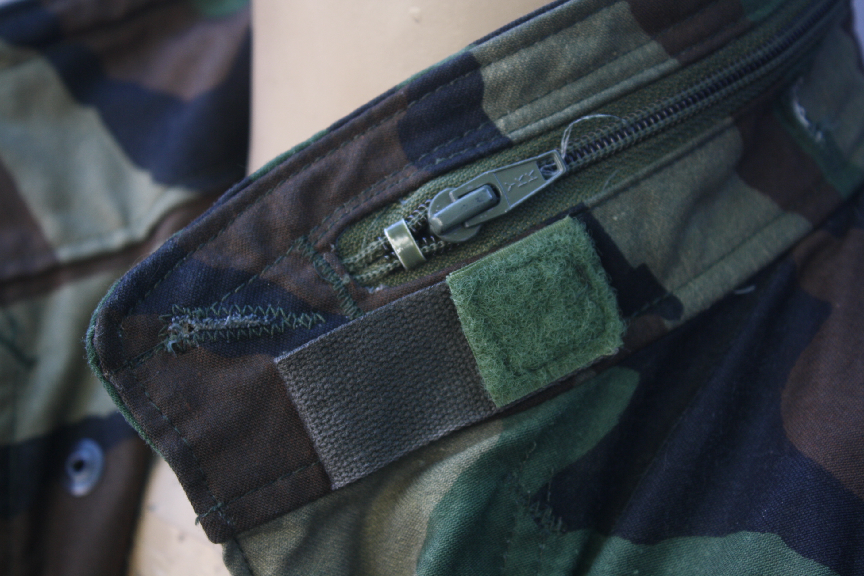 เสื้อทหารสหรัฐ M65 ลายพราง woodland XS-R