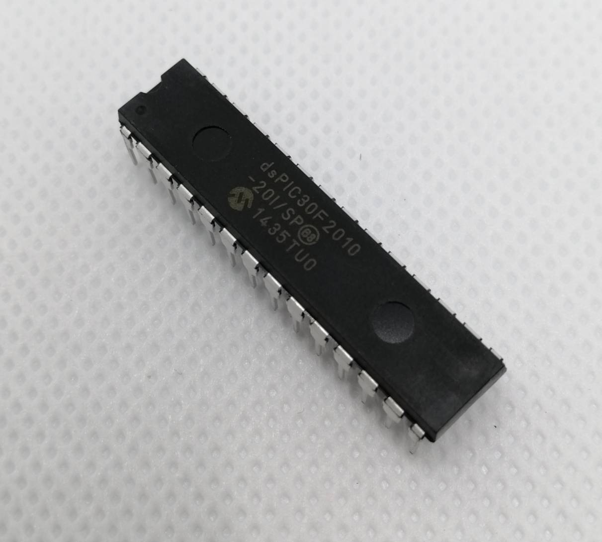 DSPIC30F2010-20I/SP 16-Bit dsPIC MCU Flash 12 Kbytes with DSC RAM 512 Bytes,EEPROM 1024 Bytes,20MIPs