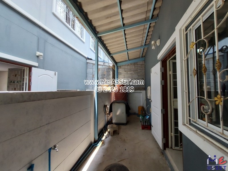 ขายทาวเฮ้าส์ ย่าน ดาวทอง ลานตากฟ้า ศาลาดิน ศาลายา มหาสวัสดิ์ : กิตติชัย 16 : 2 ชั้น 21 ตร.วา