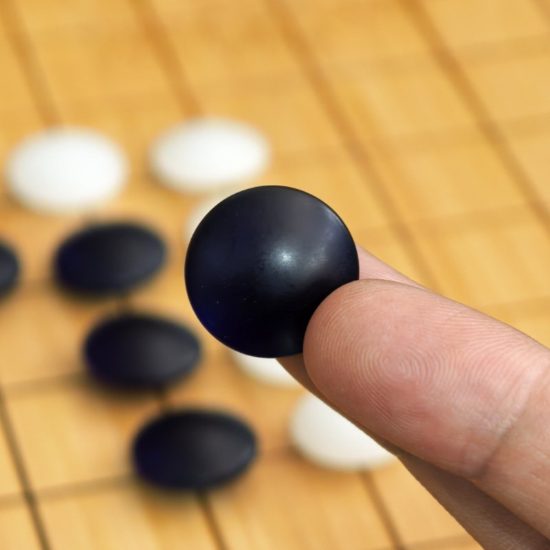 เม็ดหมากล้อมหินหยกสีคราม Indigo Jade (นูน1ด้าน)