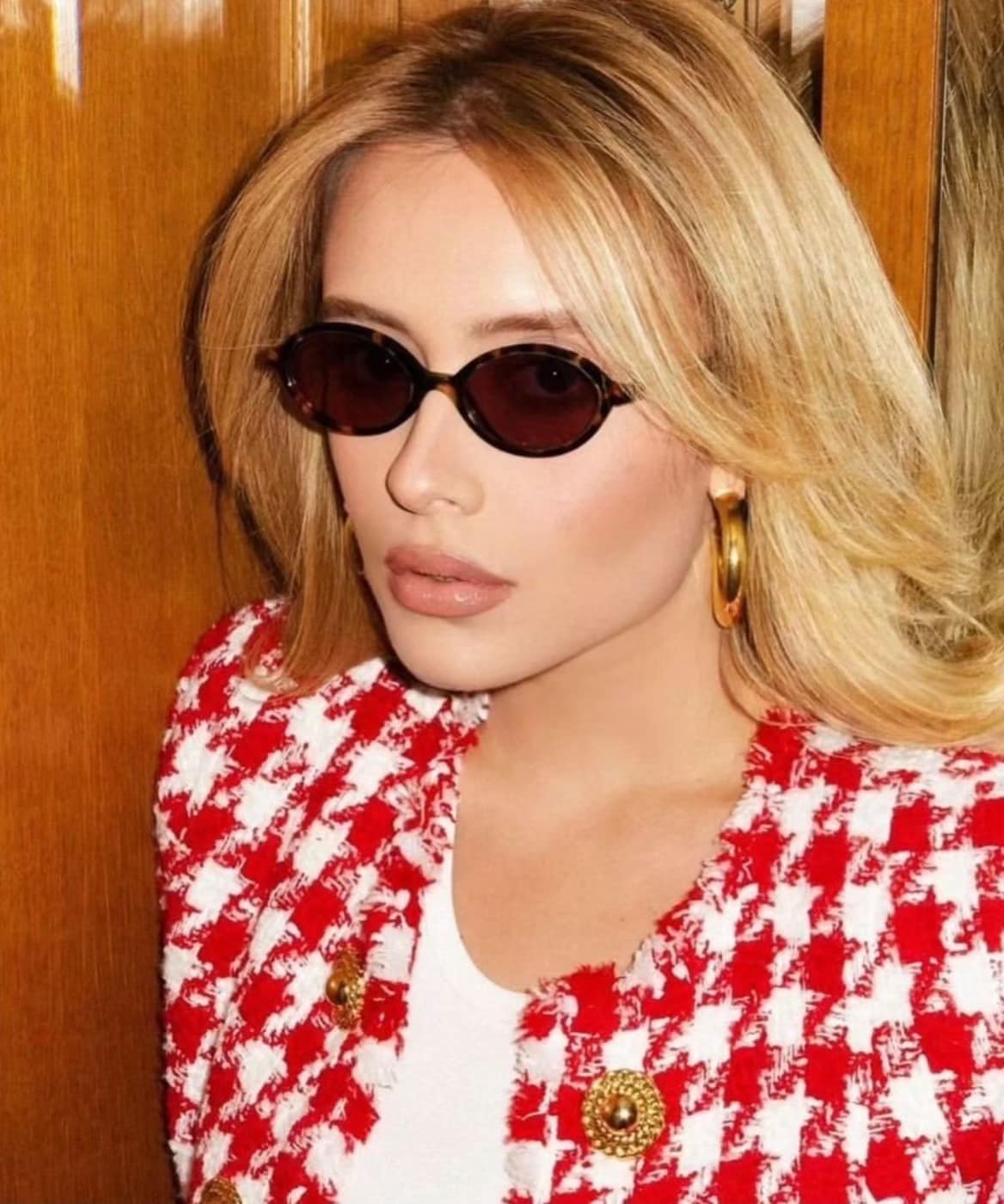 แว่นกันแดดMIUMIU Regard MU04ZS