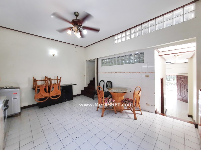 ให้เช่าทาวน์โฮม ถ.สุขุมวิท 105 ซ.ลาซาล 37 แขวงบางนา เขตบางนา กรุงเทพ ห้องริม / พื้นที่ 3 ชั้น 43 ตารางวา