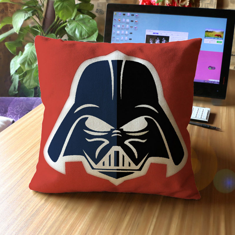 หมอน 18 นิ้ว Logo Darth Vader สีแดง - Star Wars Pillow