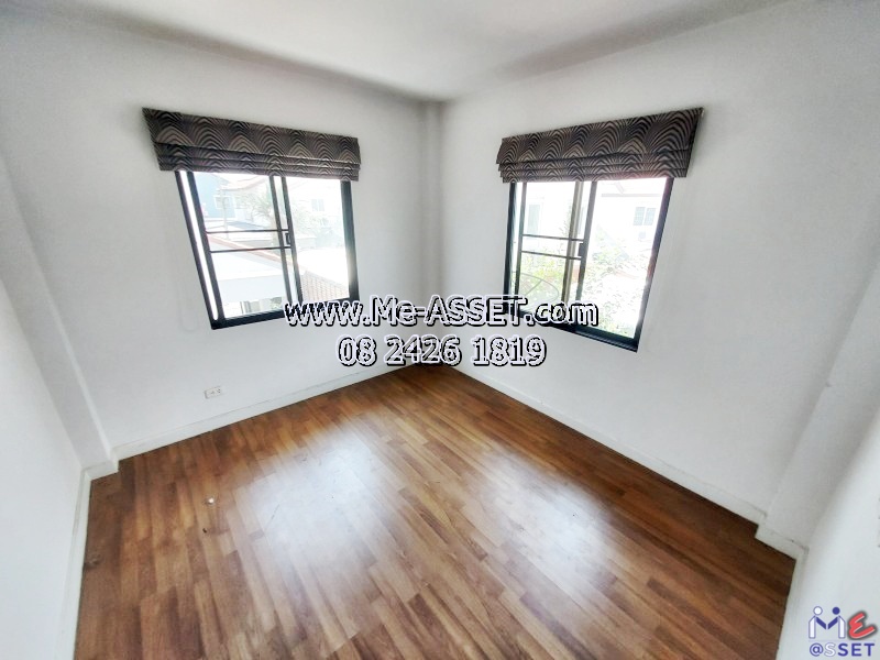 ขายบ้านเดี่ยวหลังริม ใกล้สวนสาธารณะ ย่าน รังสิต คลอง3 บึงยี่โถ ธัญบุรี ปทุมธานี : ม.บ้านฟ้ากรีนพาร์ค รังสิต-คลอง3 : 2 ชั้น 56.8 ตร.วา