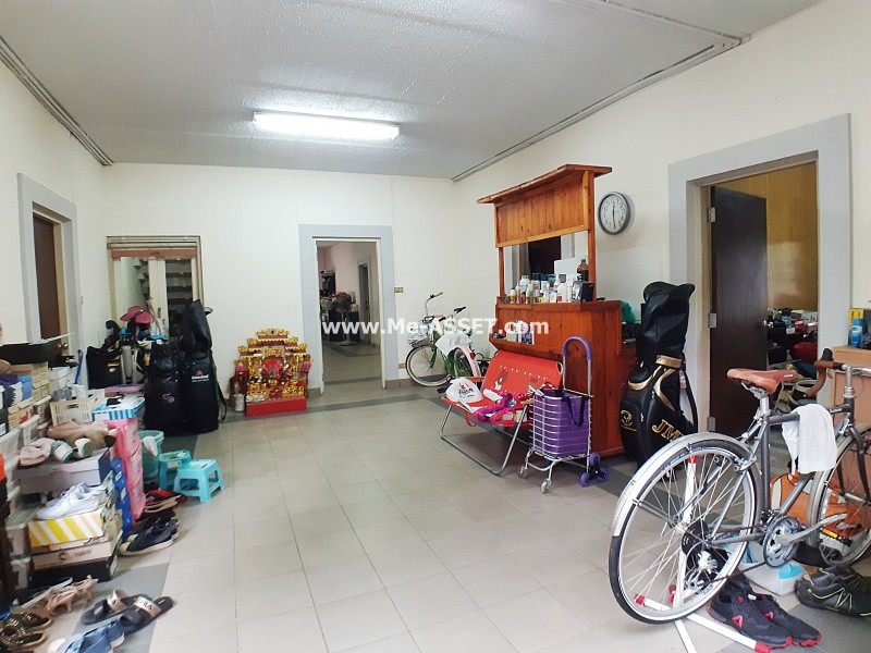 ขายบ้านเดี่ยว ม.ศรีนครพัฒนา ถ.นวมินทร์ 24 แขวงคลองกุ่ม เขตบึงกุ่ม กรุงเทพ / พื้นที่ 3 ชั้น 99 ตารางวา