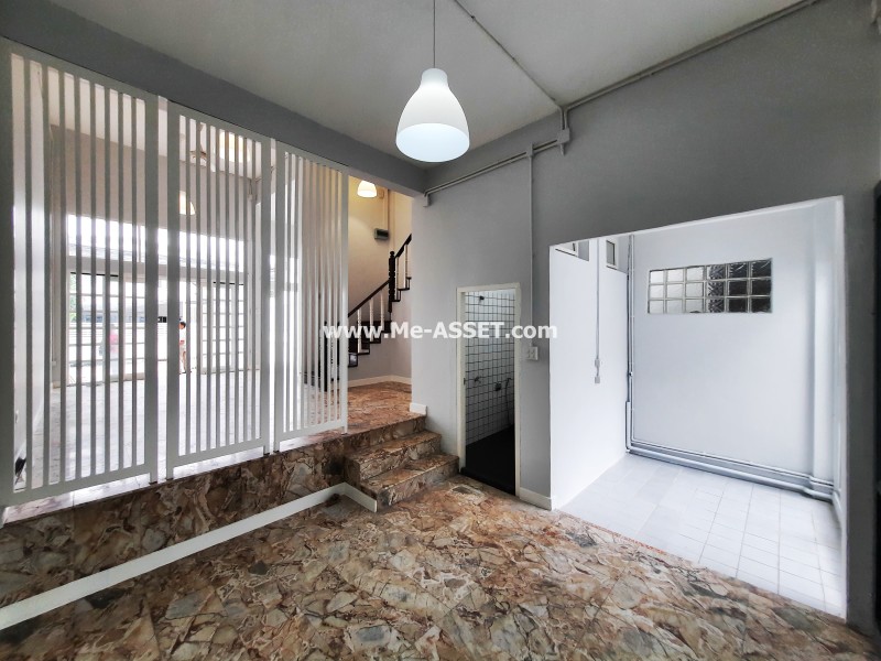 ขายและเช่า ทาวน์โฮมใกล้รถไฟฟ้า ย่าน สุทธิสาร ห้วยขวาง ประชาราษฎร์บำเพ็ญ : ถ.สุทธิสาร ซ.อุดมเกียรติ : 3 ชั้น 25.5 ตารางวา