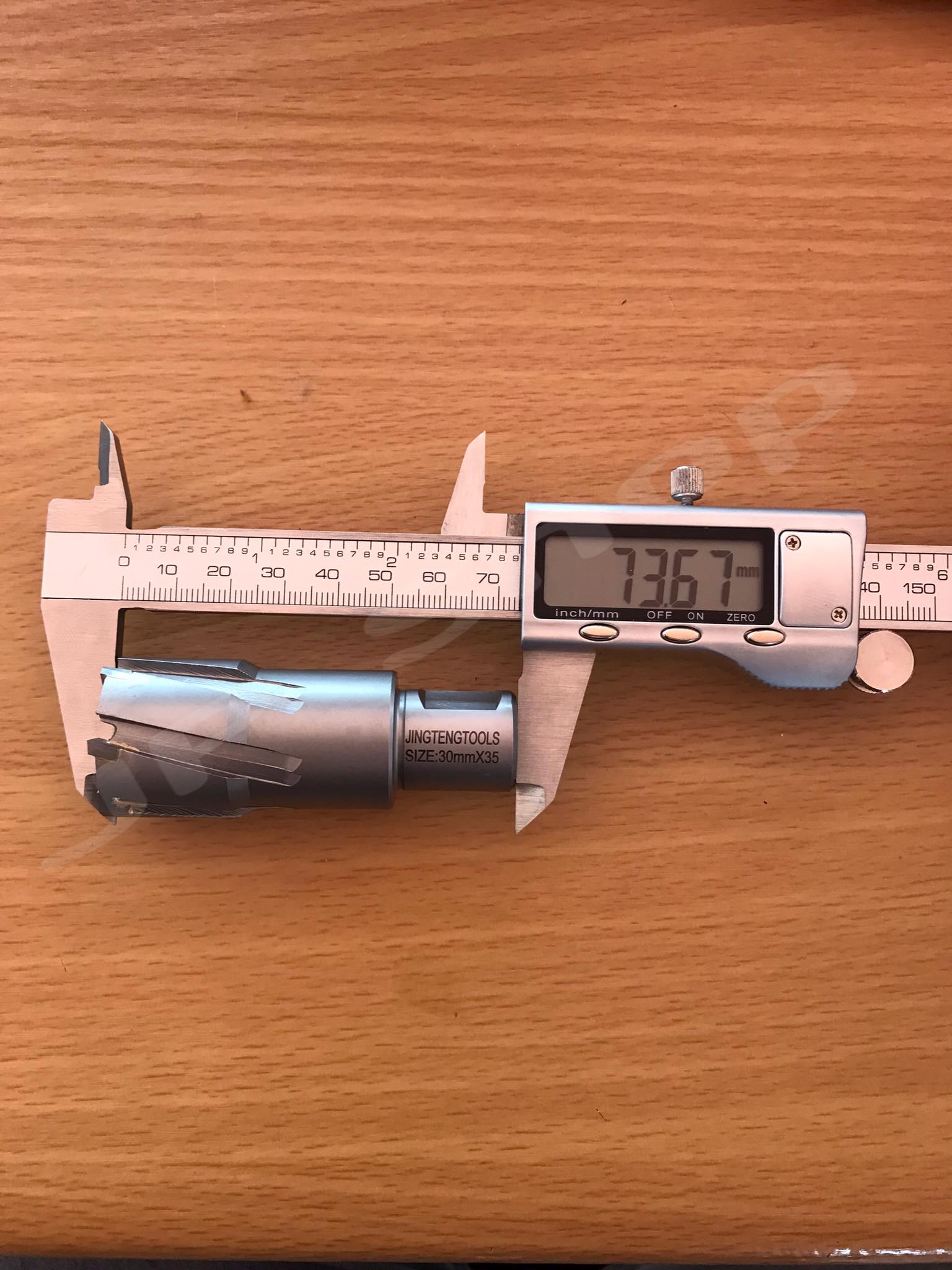 ดอกสว่านเจ็ทบอส แบบโฮลซอว์คาร์ไบสำหรับเจาะเหล็กหนา ด้วยสว่านแม่เหล็กไฟฟ้า ขนาด30*35 มม. #3035