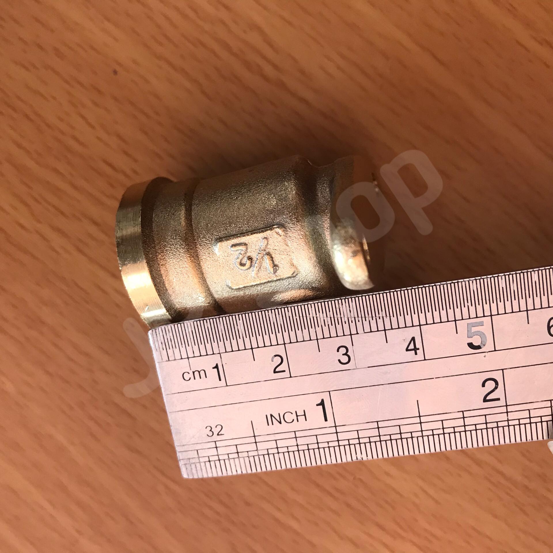 ข้องอทองเหลืองขนาด 4 หุน เกลียวนอก-ใน มีฐานยึด ข้อต่อ ข้องอทองเหลือง มี บาน ยึด ขนาด 4 หุน #1254