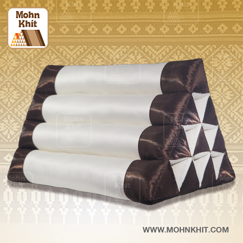 หมอนสามเหลี่ยม10ช่องจัมโบ้ผ้าไหม 55cmx38cmx40cm// Thai Tri-angle Cotton kapok Traditional Floor Cushions .