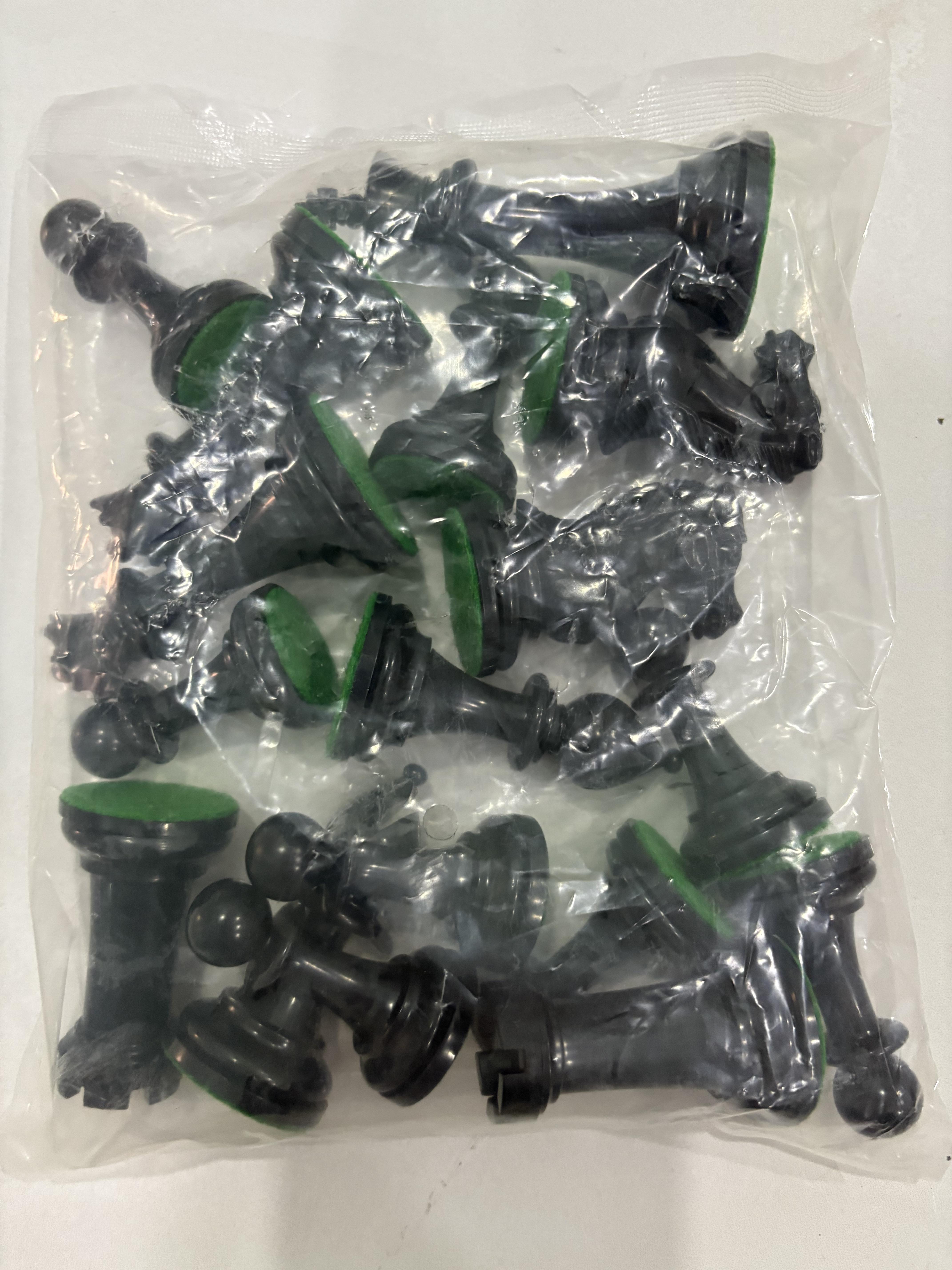 3 1/2" Staunton Series Plastic Chess Pieces ตัวหมากรุกสากลสตอนตัน