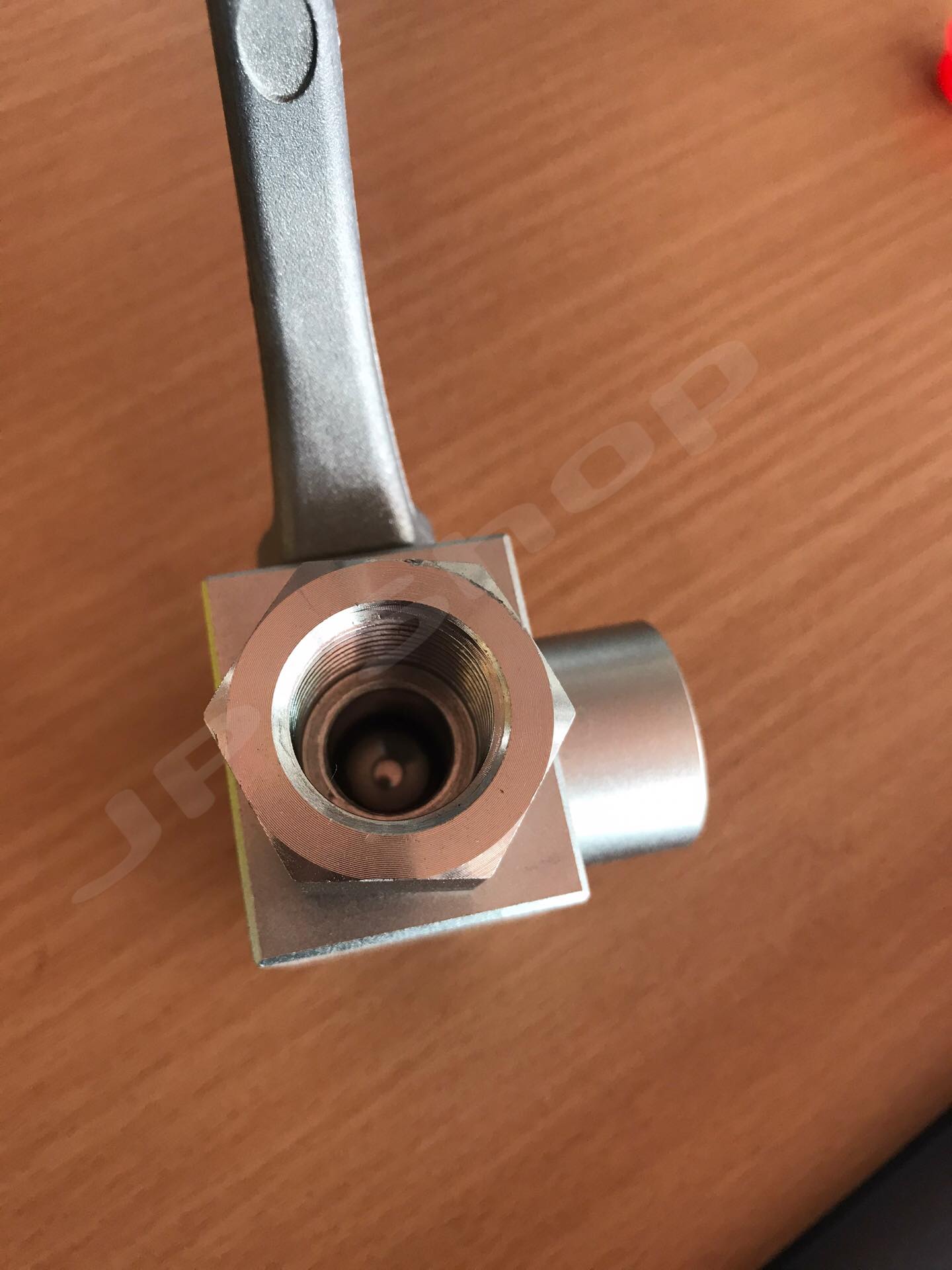 บอลวาล์ว3ทาง แรงดันสูงสำหรับไฮดรอลิก ขนาด1/2 (4หุน) #6076