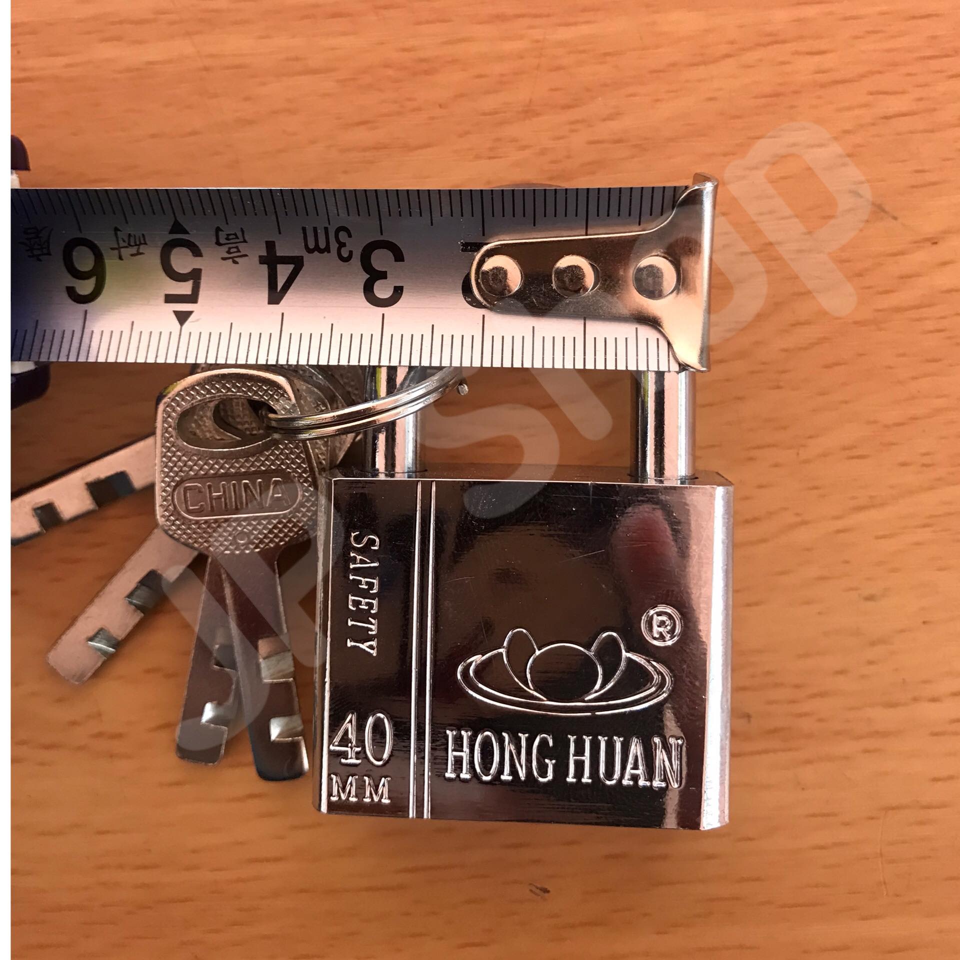 กุญแจล็อคบ้าน ล็อคครัว ล็อคอเนประสงค์ 40 มม. ล็อคแน่นหนา คงทน ราคาถูก สนใจสั่งซื้อได้เลย ห่วงสั้น #6971342321143