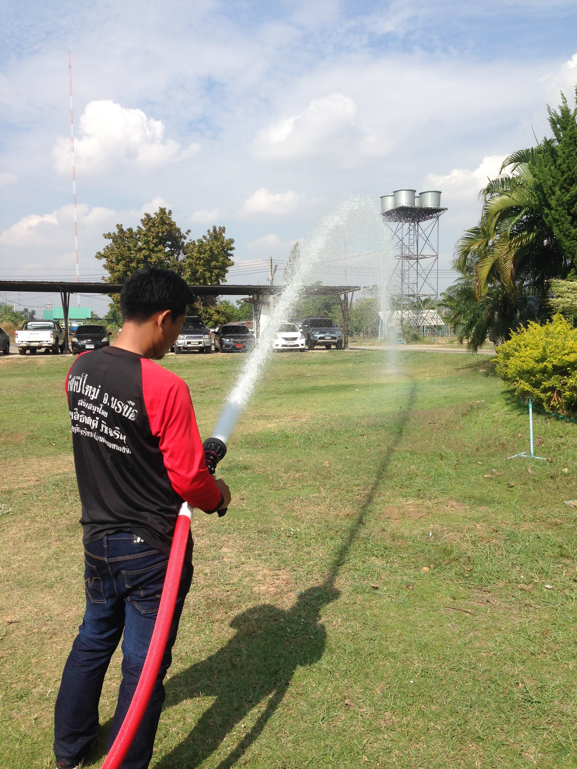 หัวฉีดน้ำดับเพลิง แบบไร้แรงสะท้อน ด้ามปืน PROTEK 366