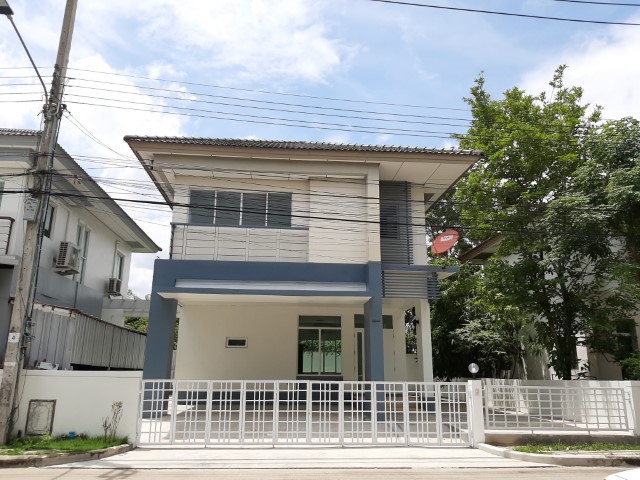 ขายบ้านเดี่ยว 2 ชั้น 3 นอน 3 น้ำ ม.พร้อมพัฒน์ พระราม 9 – วงแหวน ทับช้าง สะพานสูง