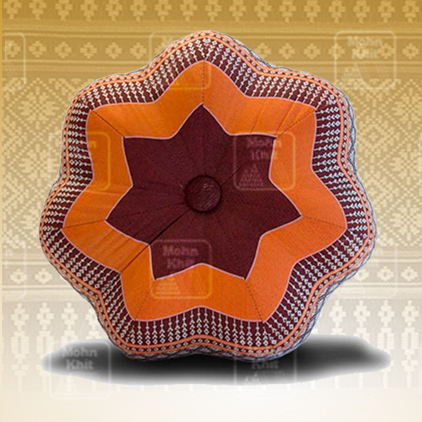 หมอนฟักทองใหญ่ลายขิดขนาด 30x30x14Cm// Pumpkin pillow with Khit pattern,