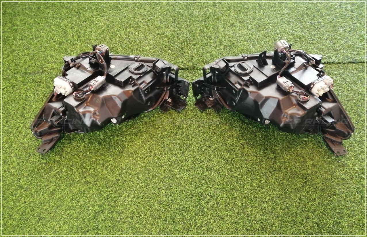 ไฟหน้า LED Projector แท้ Mazda 2