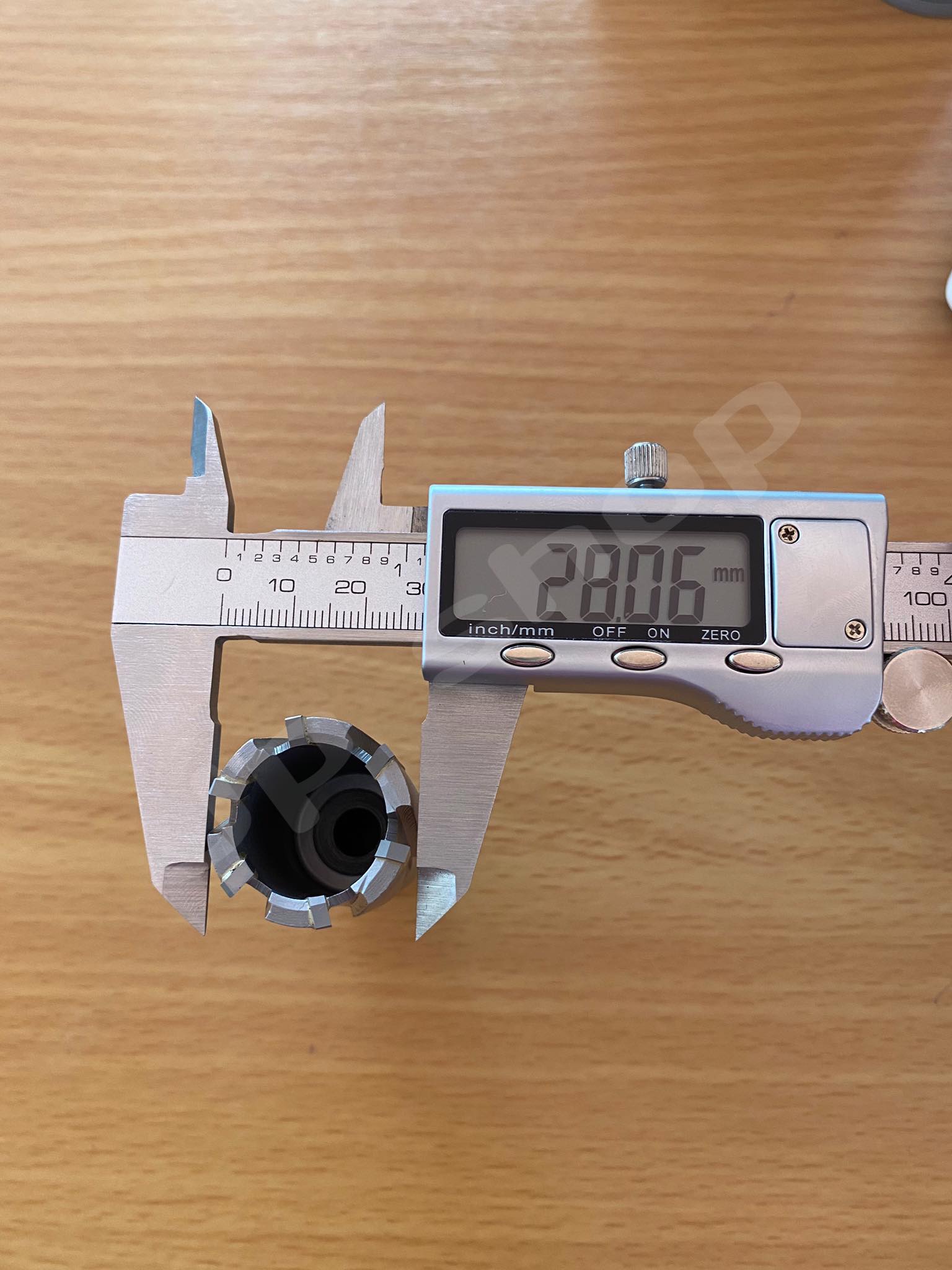 ดอกสว่านเจ็ทบอส แบบโฮลซอว์คาร์ไบสำหรับเจาะเหล็กหนา ด้วยสว่านแม่เหล็กไฟฟ้า ขนาด28*35มม. #2835