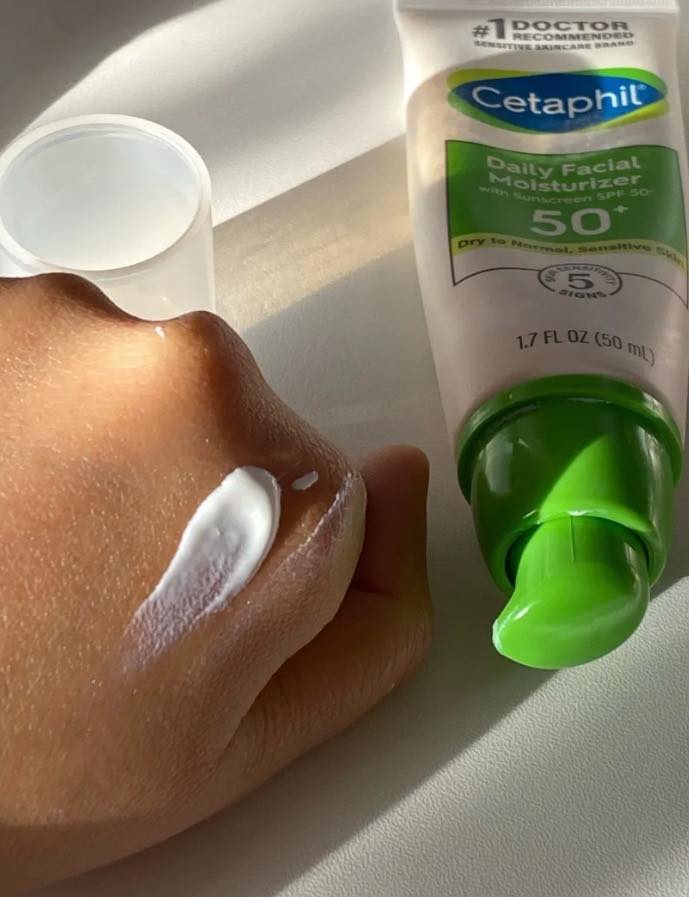 Cetaphil Daily Facial Moisturizer with SPF 50+ 50ml. ครีมกันแดด