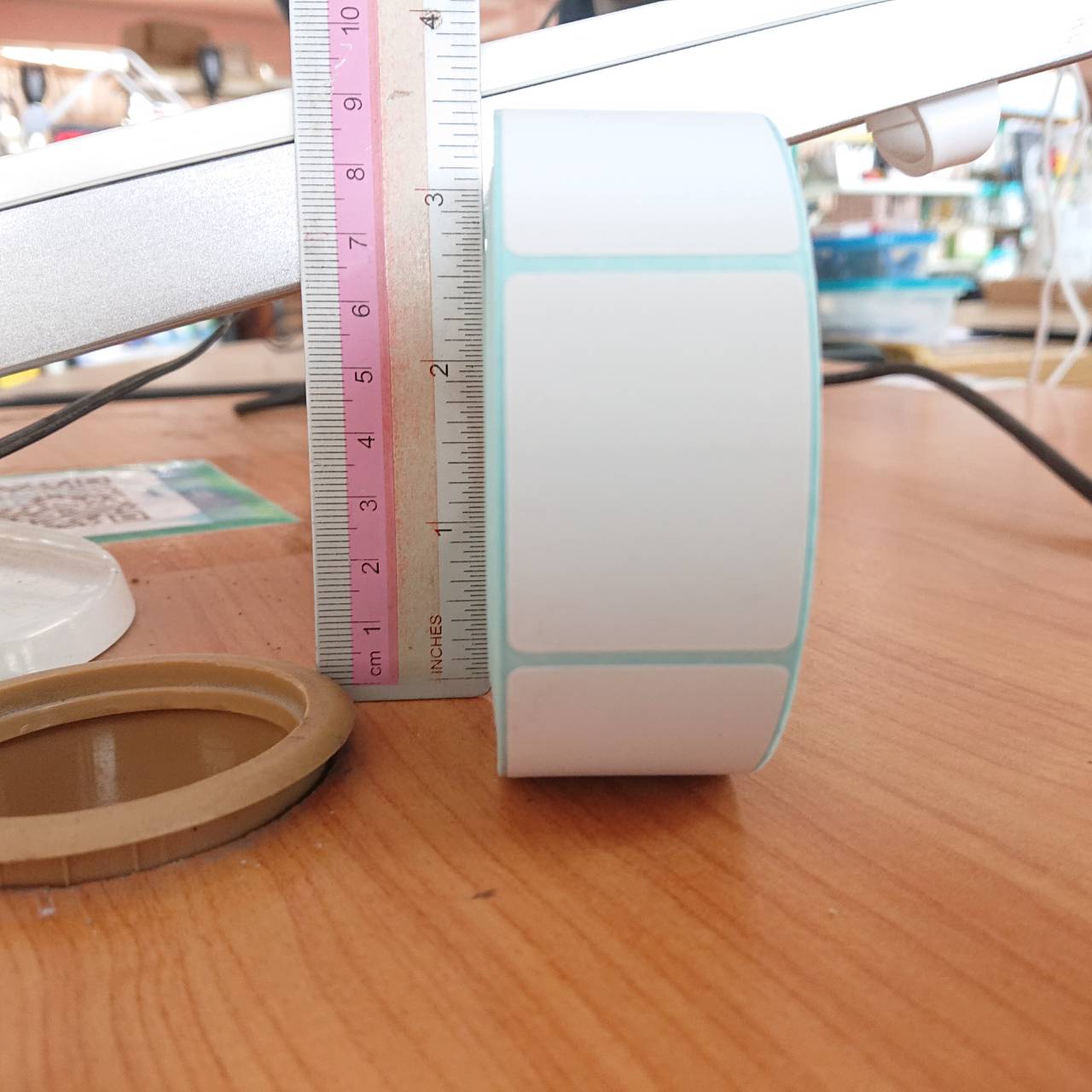 สติ๊กเกอร์บาร์โค้ดความร้อนแนวตั้ง เทอร์มอล สติ๊กเกอร์ ลาเบลม้วน ป้ายสติ๊กเกอร์ ฉลาก ฉลากการจัดส่ง สติ๊กเกอร์บาร์โค้ด กระดาษความร้อน ขนาด 30*40*800ดวง#3040800