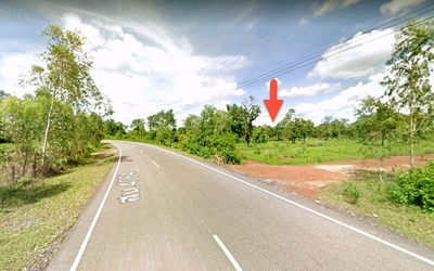 ขายด่วน ที่ดิน ทำเลดี ราคาถูก ติดถนนทางหลวง ชบ.สน.4064 เนื้อที่ 48 ไร่เศษ อ.วานรนิวาส จ.สกลนคร