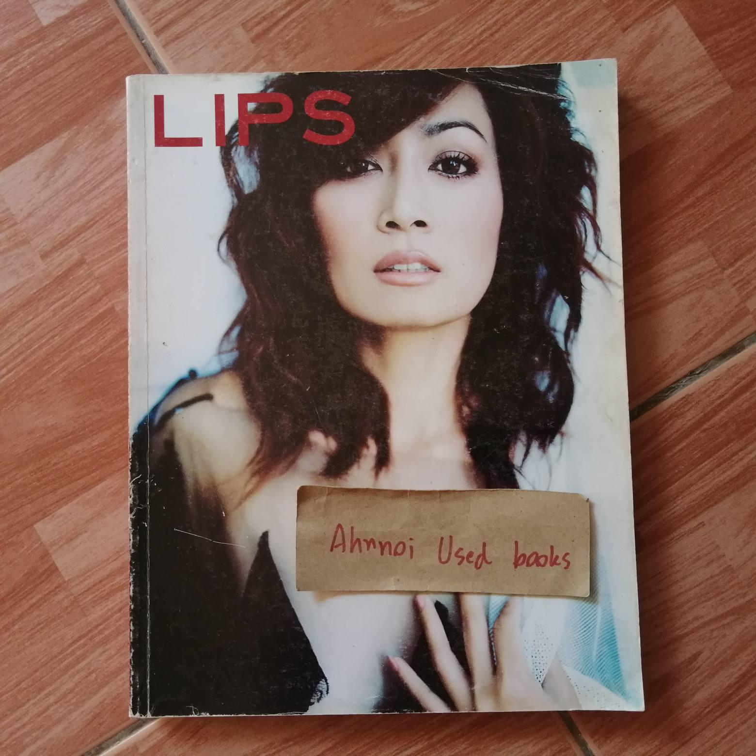 lips ฉบับที่ 6/10 (พฤศจิกายน 2547)