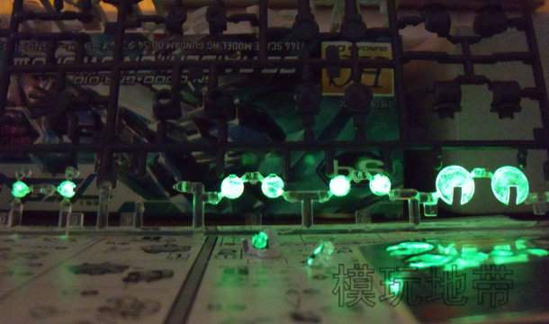 ผงเรืองแสงความสว่างสูง